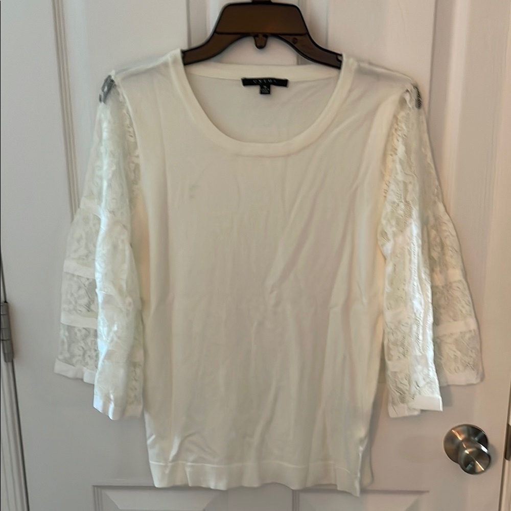 Coquette core white top with lace 3/4 bell sleeve